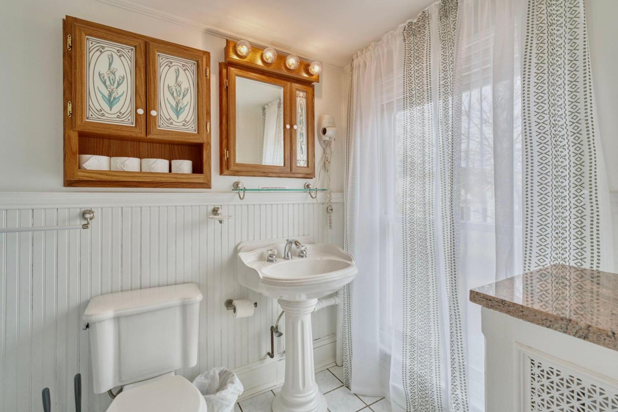Top-Floor 1Br In Historic Capitol Hill Вашингтон Екстериор снимка